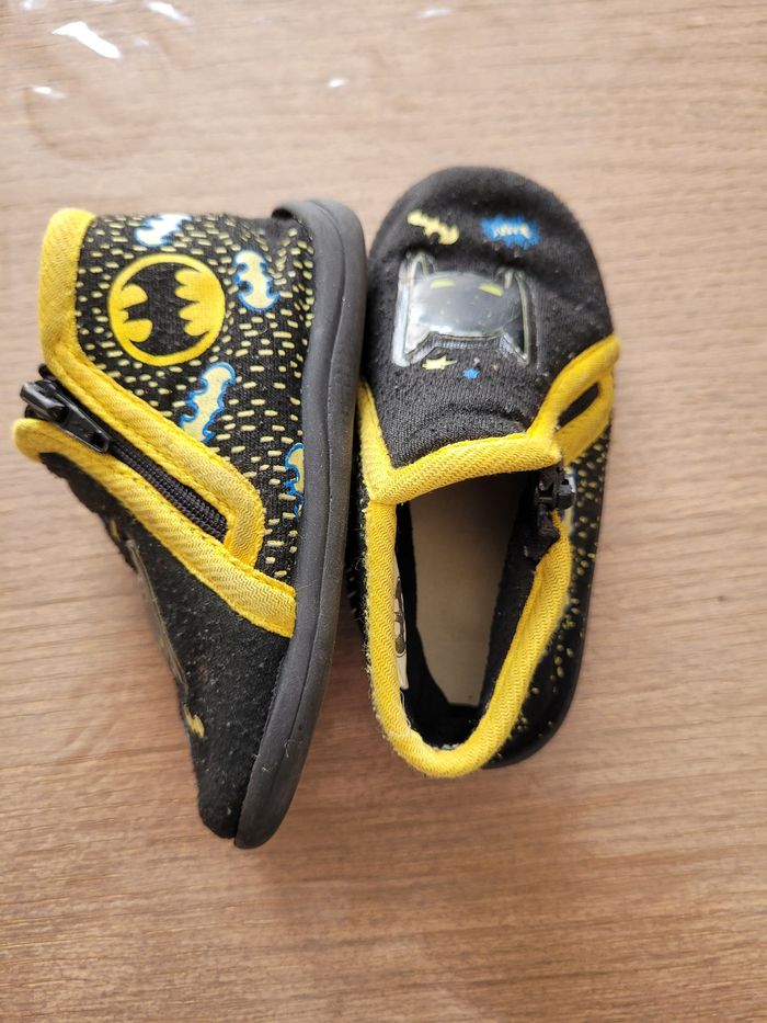 Lot chaussures / chaussons T21 garçon - photo numéro 4
