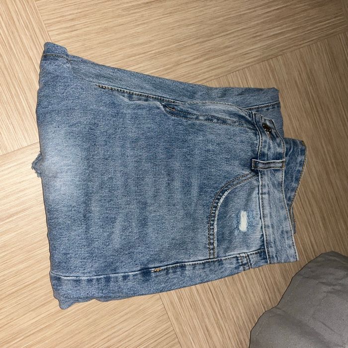 Jean MOM