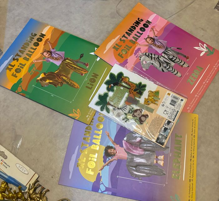 Lot ballons XL et topper cake