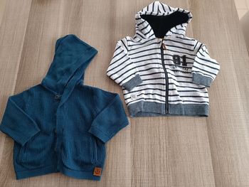 Lot de 2 gilets, sweat zippé 6 mois