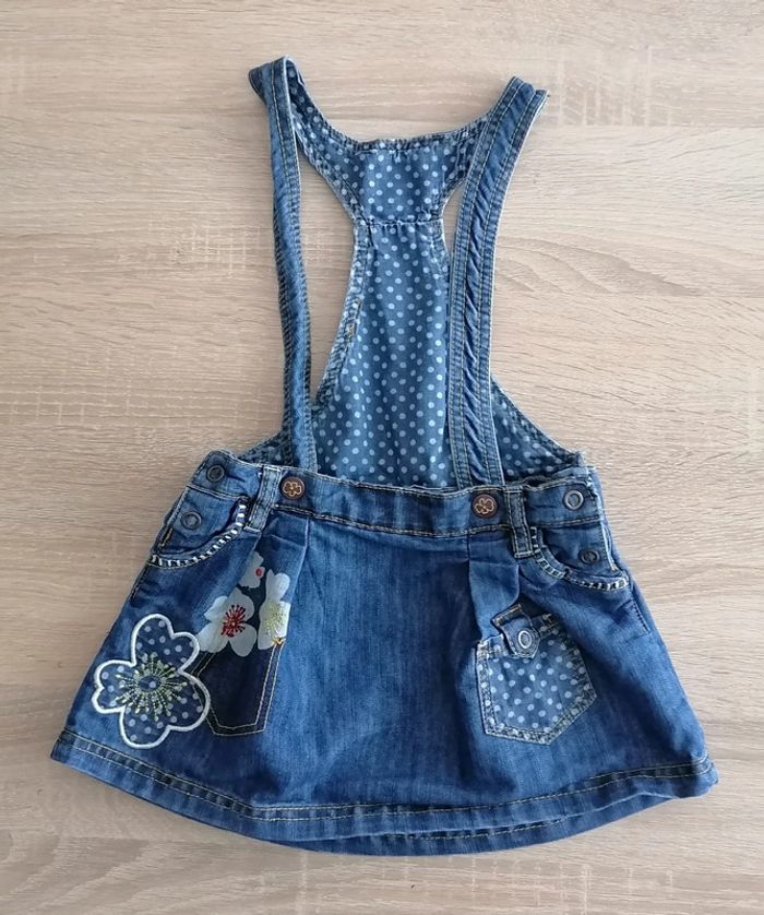 Robe salopette Taille: 3 ans