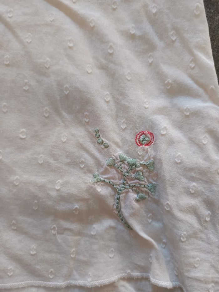 Robe été blanche 6 mois - photo numéro 2