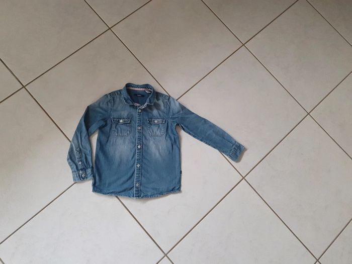 Chemise en jeans okaidi 6 ans U14