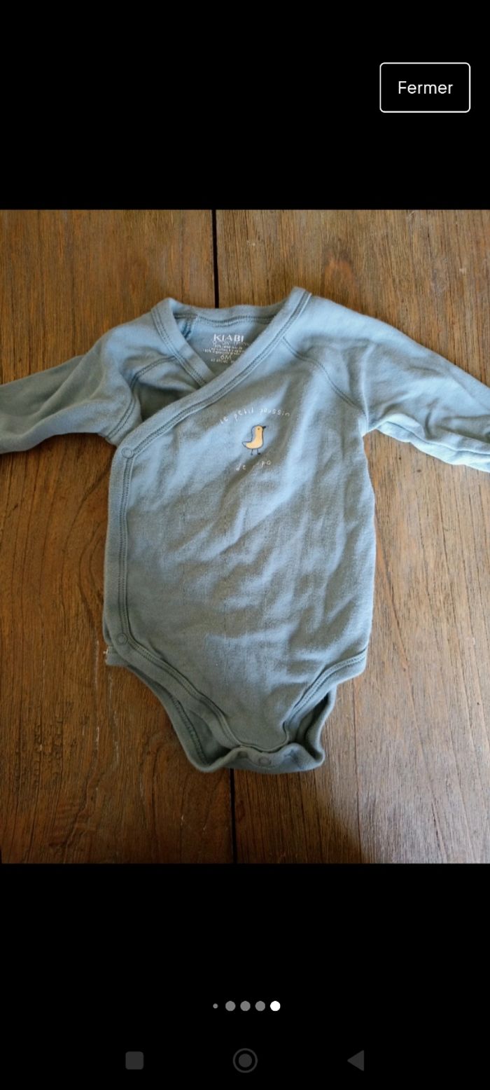 Lot de 7 bodies 6 mois - photo numéro 5