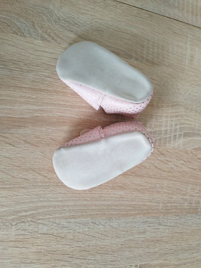 Chaussons bébé - photo numéro 2