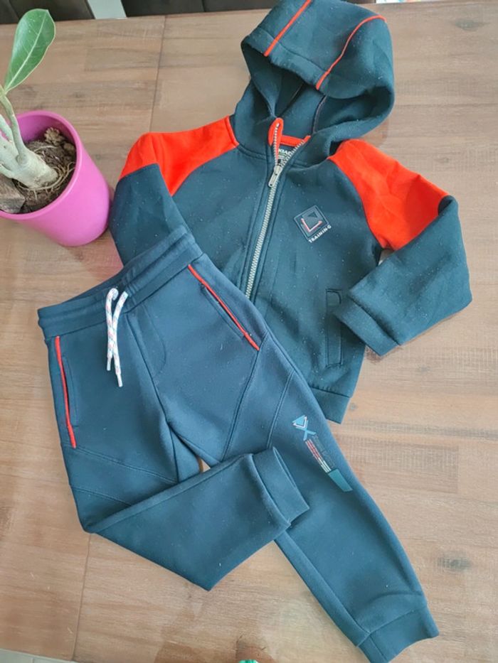 Ensemble jogging bleu orange 3ans