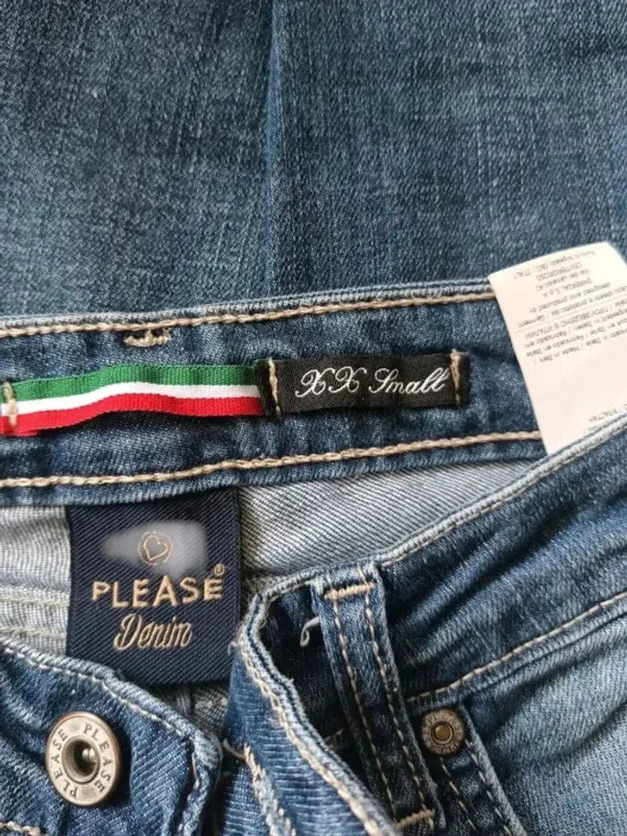 Jean PLEASE made italy ,coupe skinny ,taille basse ,texture sretch - photo numéro 11