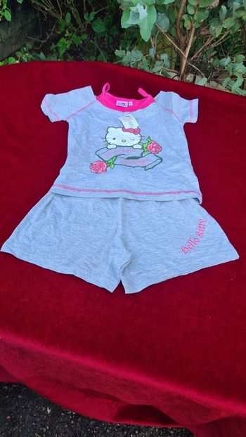 Ensemble Hello Kitty T 126 débardeur et short neuf ! Collectors