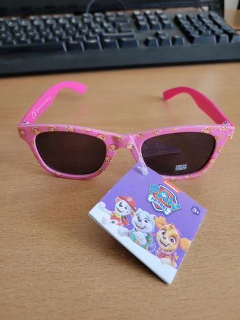 lunettes de soleil enfants 100 pour 100 UV