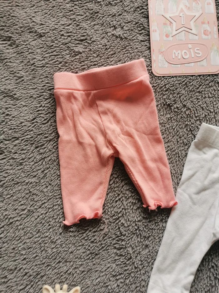 Lot de 2 leggings Kiabi 1 mois - photo numéro 2