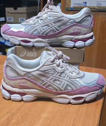 Asics GEL-NYC  Rose 39