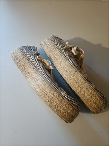 Chaussures plateforme en corde style espadrille