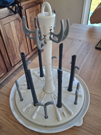 Range /égouttoir a biberons,  tétine et autres accessoires