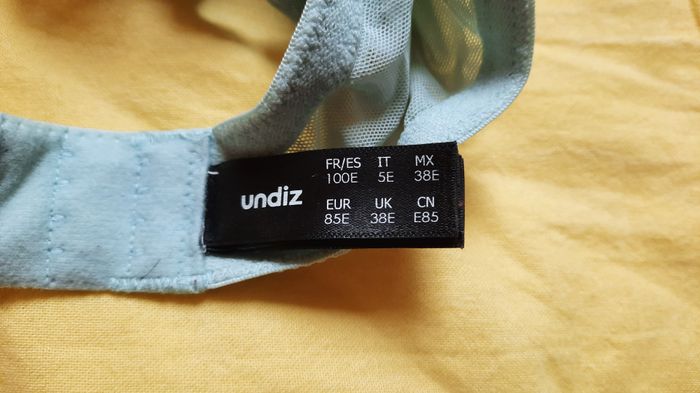 soutien gorge bleu ciel - photo numéro 2