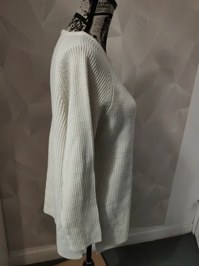 Pull blanc - photo numéro 2