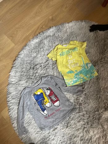 Lot de 2 t-shirt 98