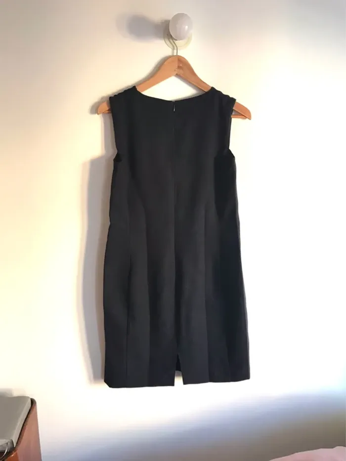 Robe chic sans manches Emma Pernelle taille 40/42 - photo numéro 6