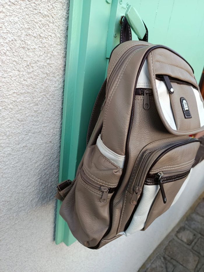 Sac à dos - photo numéro 4