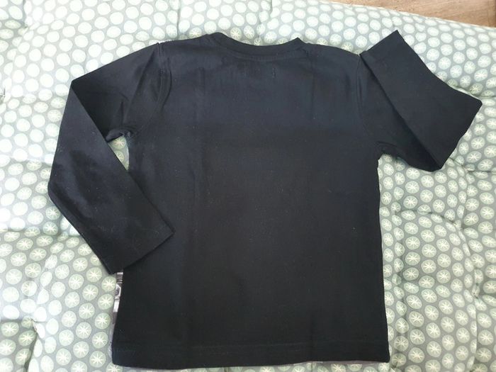 NEUF T.shirt manches longues noir à motifs Tissaia 3 ans - photo numéro 3