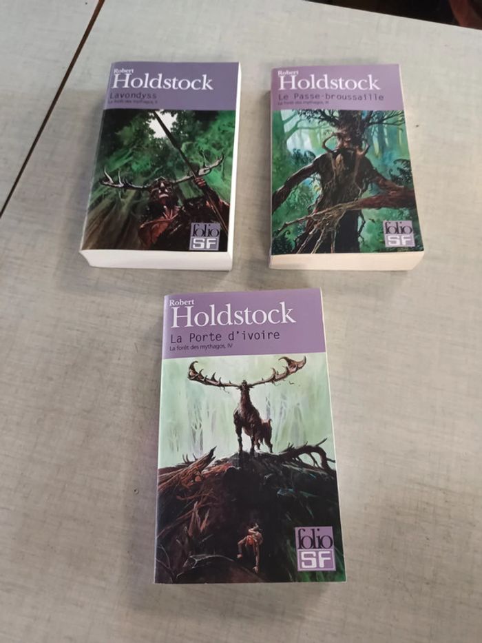 Lot 3 livres la forêt des mythagos 2‚3 et 4