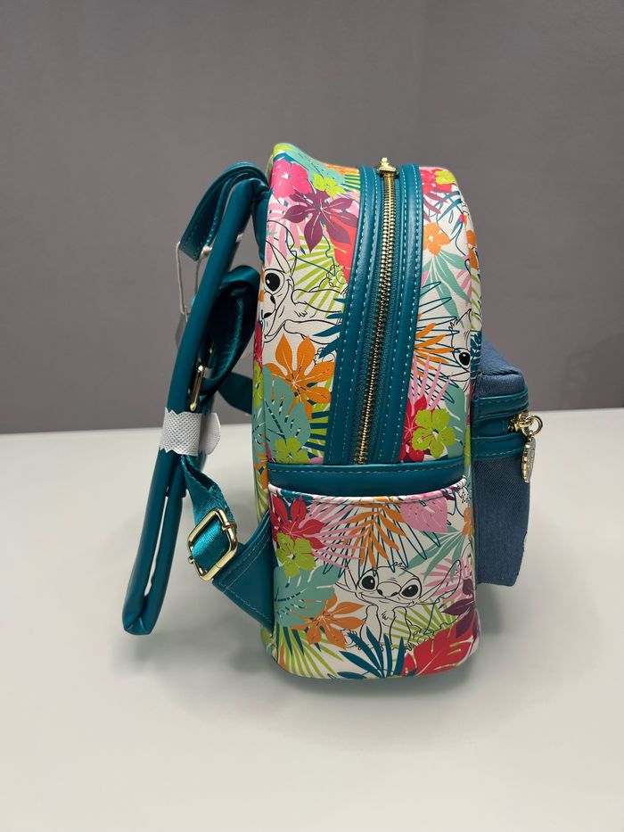 Sac à dos Loungefly Lilo & Stitch Disney Disneyland Lilo Jumba Nani Gantu Pleakley - photo numéro 2