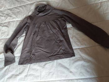 Maillot manche longue avec col fille taille 10ans