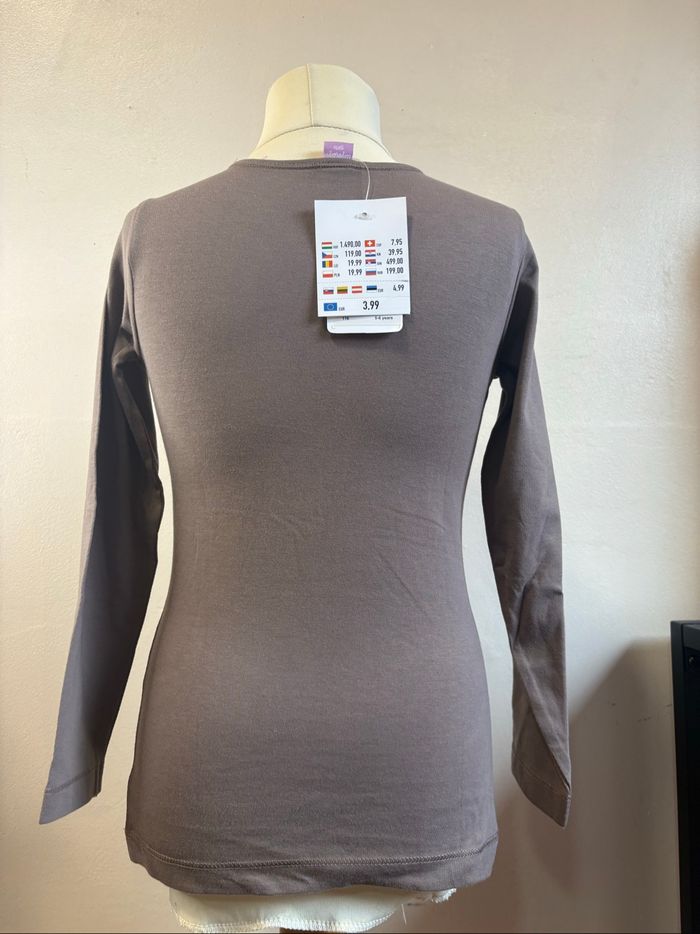 T shirt ML fille taille 116 - photo numéro 4