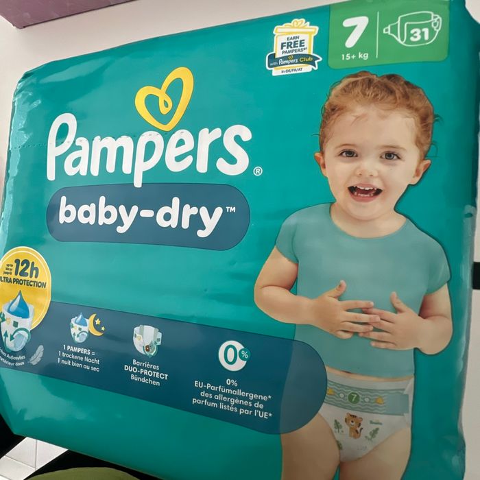 Pampers Baby-Dry T. 7 - photo numéro 3