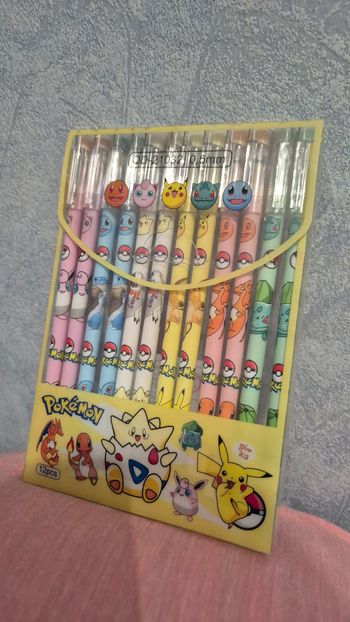 Lot de 12 stylos effaçables Pokémon – encre bleue – Neufs