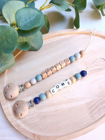 Attache tétine personnalisée