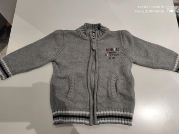 Gilet orchestra 6 mois très bon etat