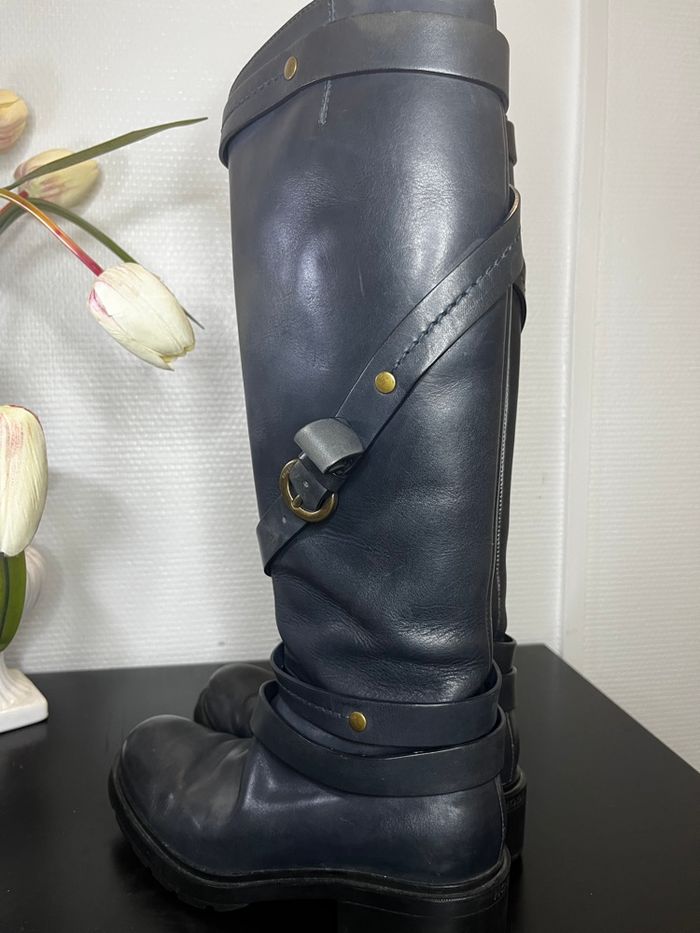 Hogan Bottes Marron vintage en cuir bleu marine avec brides et détails dorés - photo numéro 9