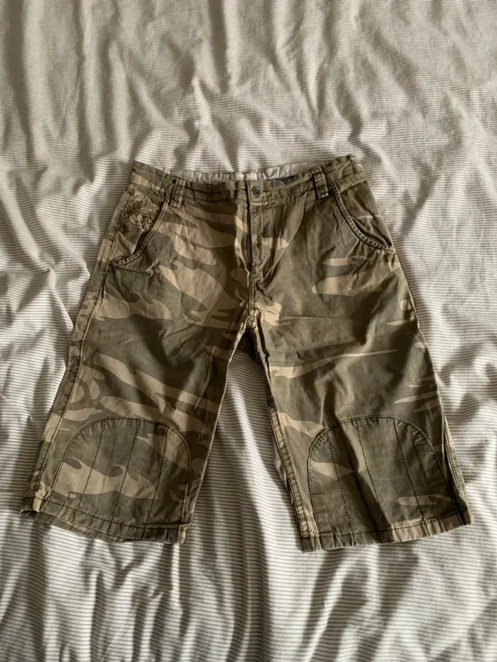 Bermuda camouflage