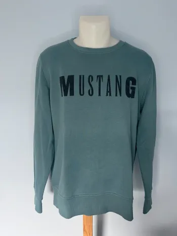 🧶 Pull col rond Mustang bleu – Taille M, style casual avec logo signature