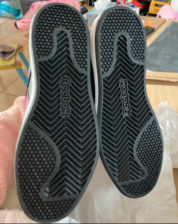 Basket  neuve reebook taille 38 - photo numéro 5