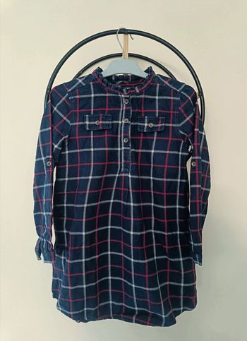 8 nas robe Okaïdi ( vendue sans ceinture comme sur la photo)