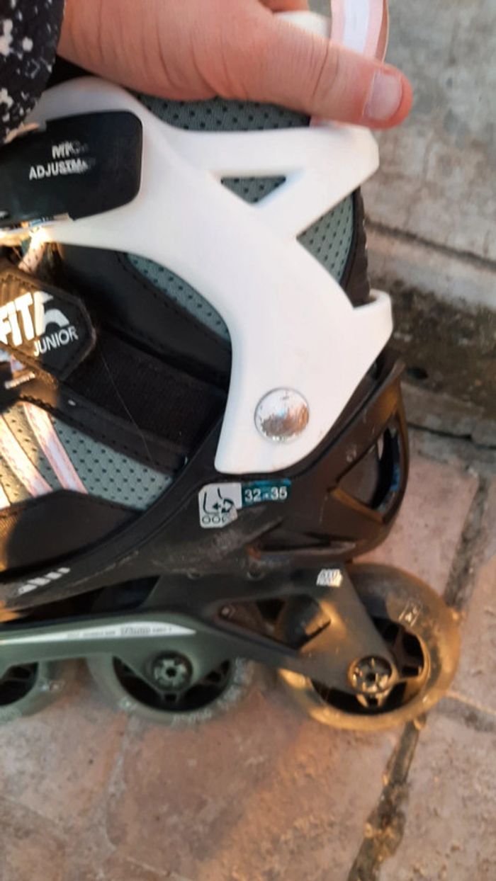 Roller fille taille réglable T32 à T35 - photo numéro 3