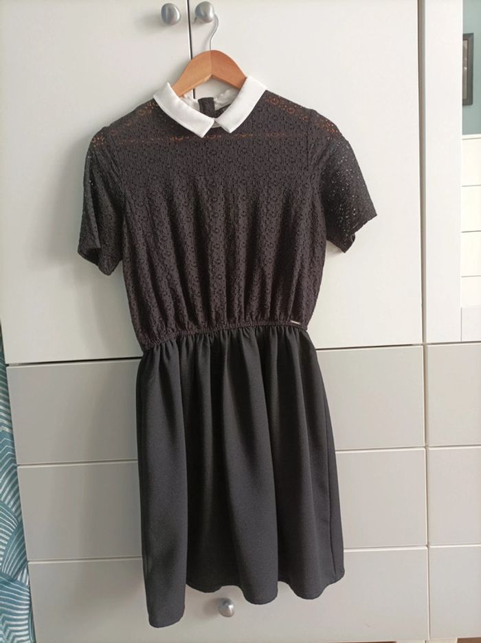Robe IKKS taille 18 ans