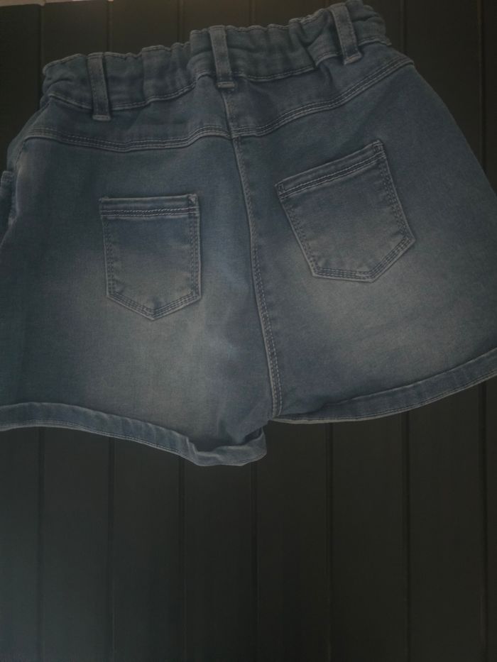 Short jeans fille 7 ans - photo numéro 2