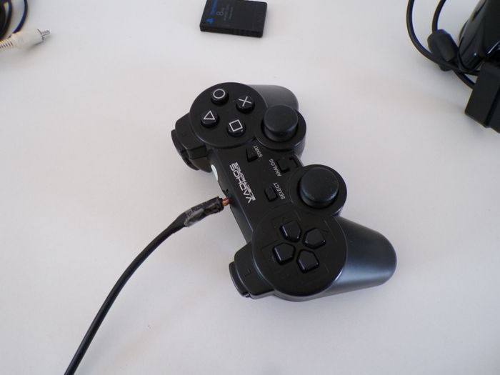 Console - Play Station 2 - PS 2 - Sony - photo numéro 9