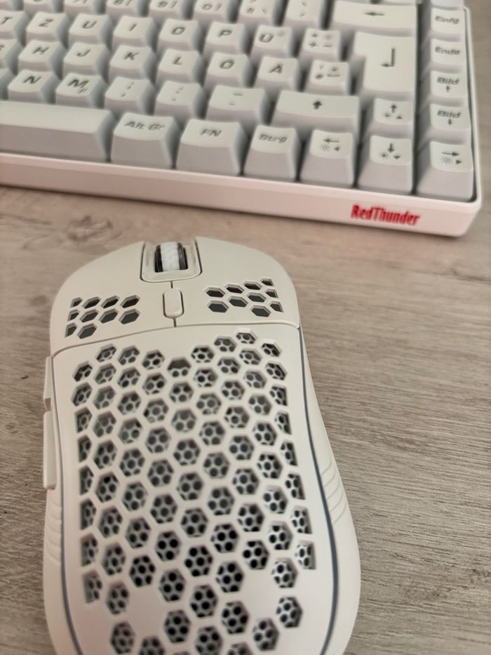 Clavier et souris - photo numéro 4