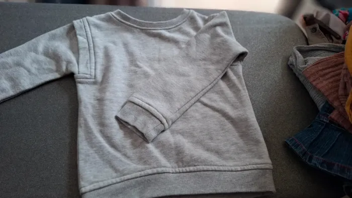 Lots 8 pulls/sweat - photo numéro 2