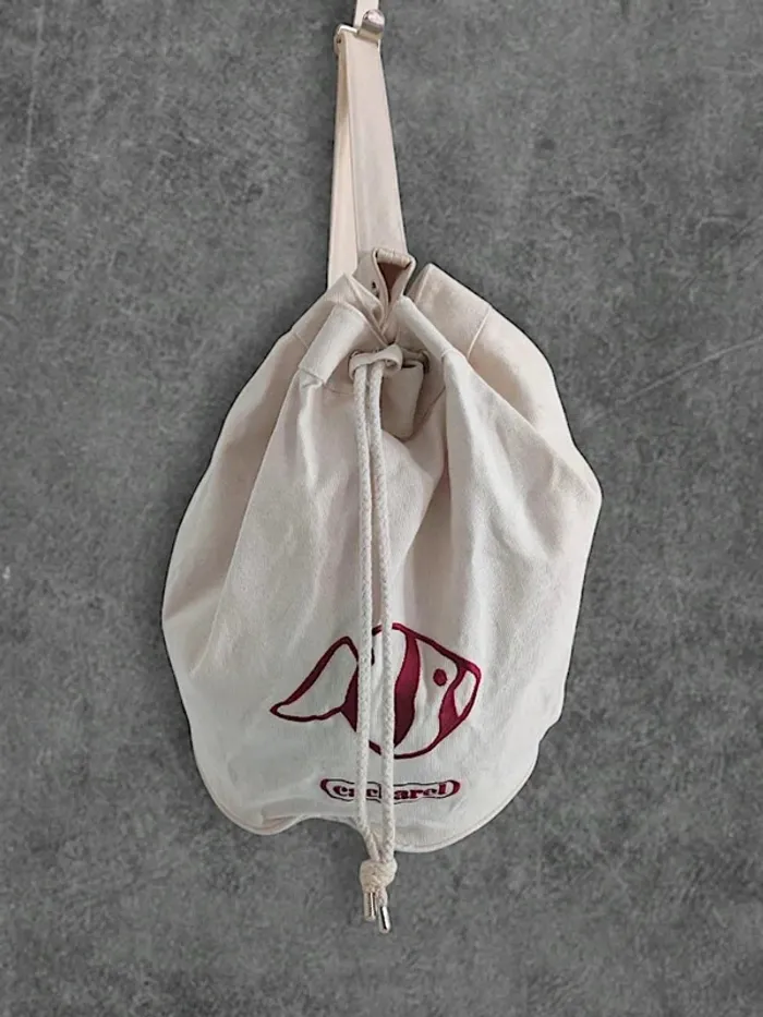 Sac seau crème poisson bordeaux / Cacharel - 35×30cm