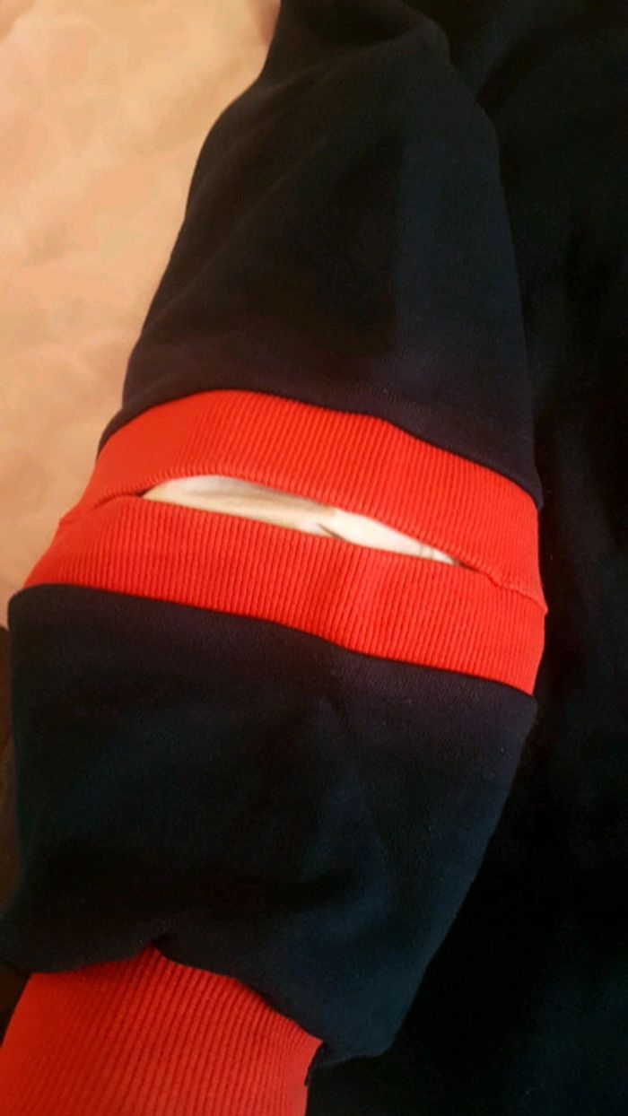 Pull bleu marine - photo numéro 4