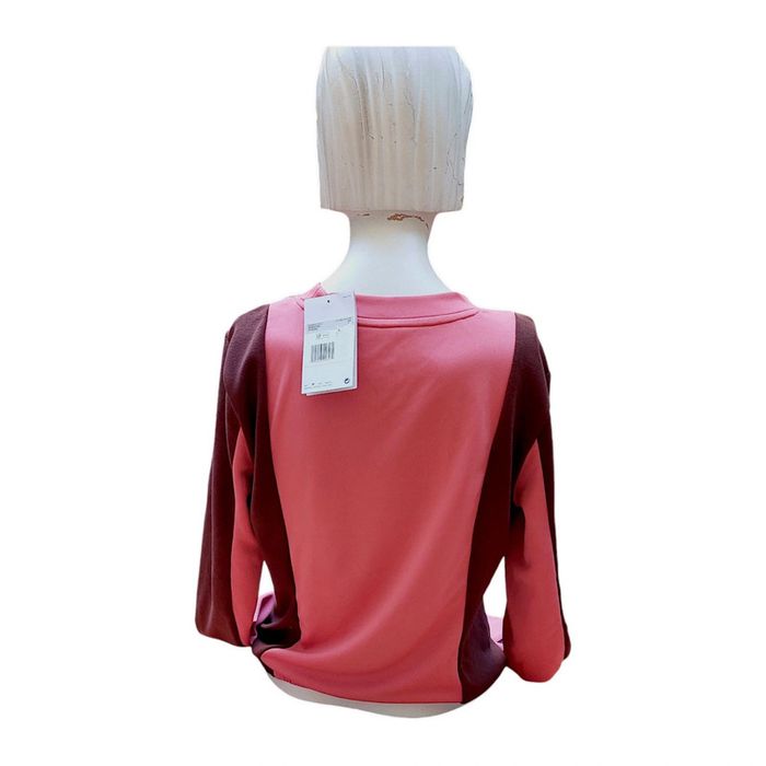 Maillot Nike neuf pour taille 36 - photo numéro 2