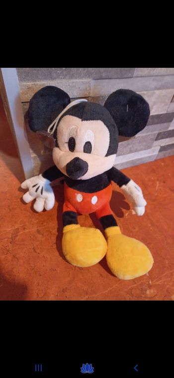 Peluche Mickey