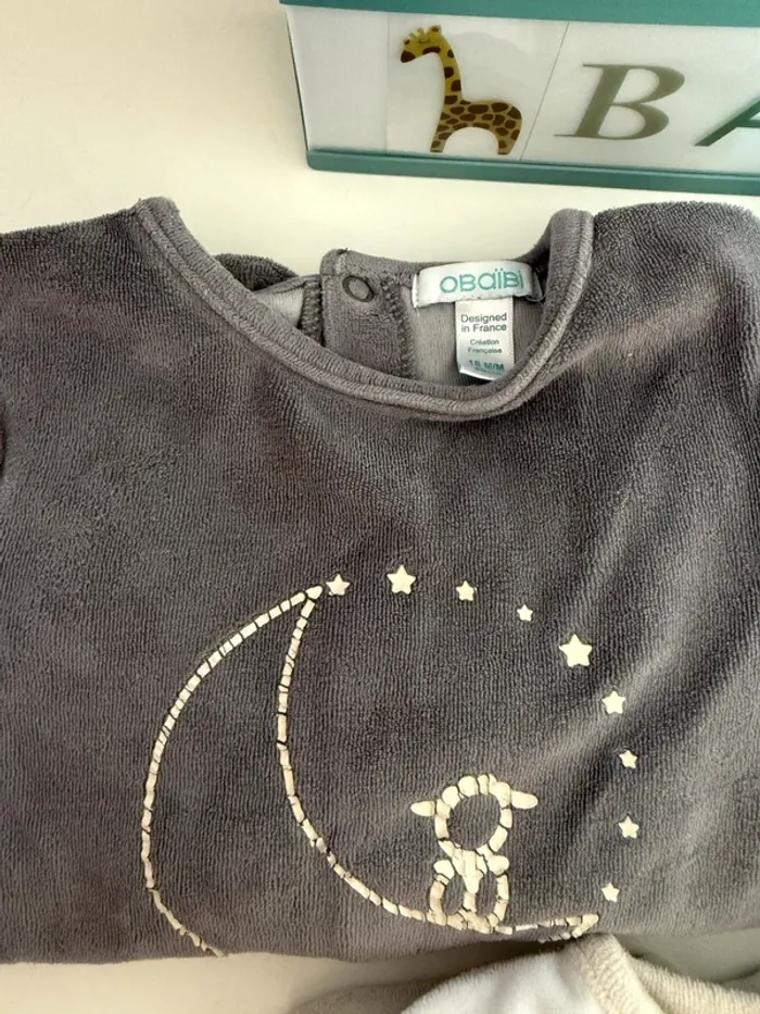 Lot 3 pyjamas velours 18 mois - photo numéro 2