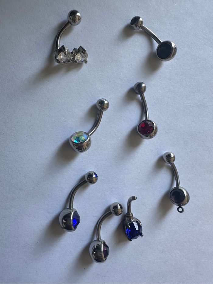 Lot 8 percings nombril - photo numéro 2