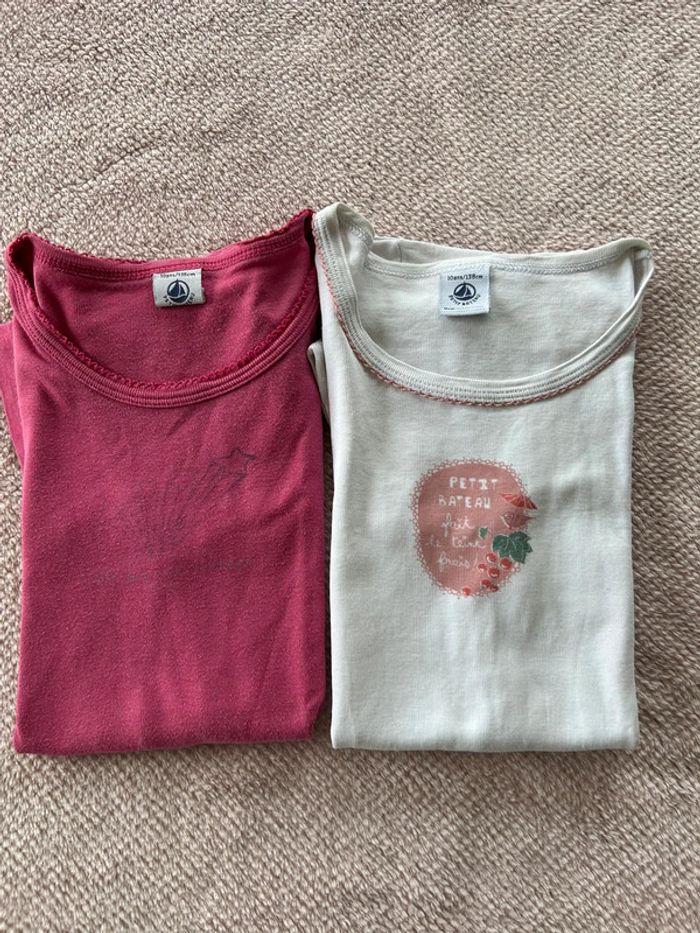 2 t-shirt Petit Bateau 10 ans - photo numéro 2