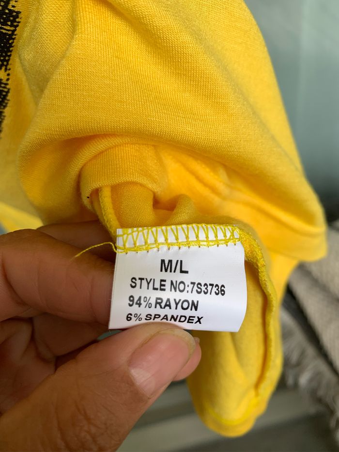 Joli tee-shirt fille (neuf) - photo numéro 2